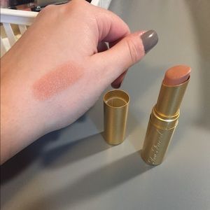 Too Faced lipstick